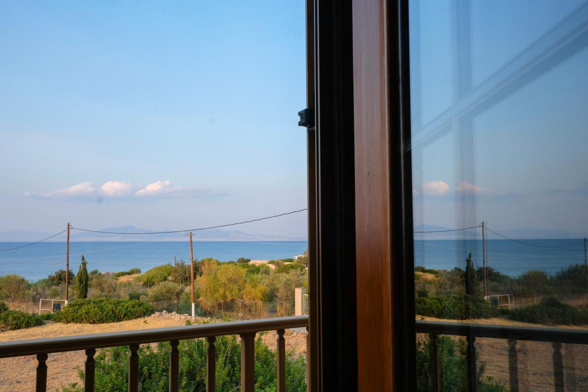 Spacious House With Seaview And Garden * Agioi