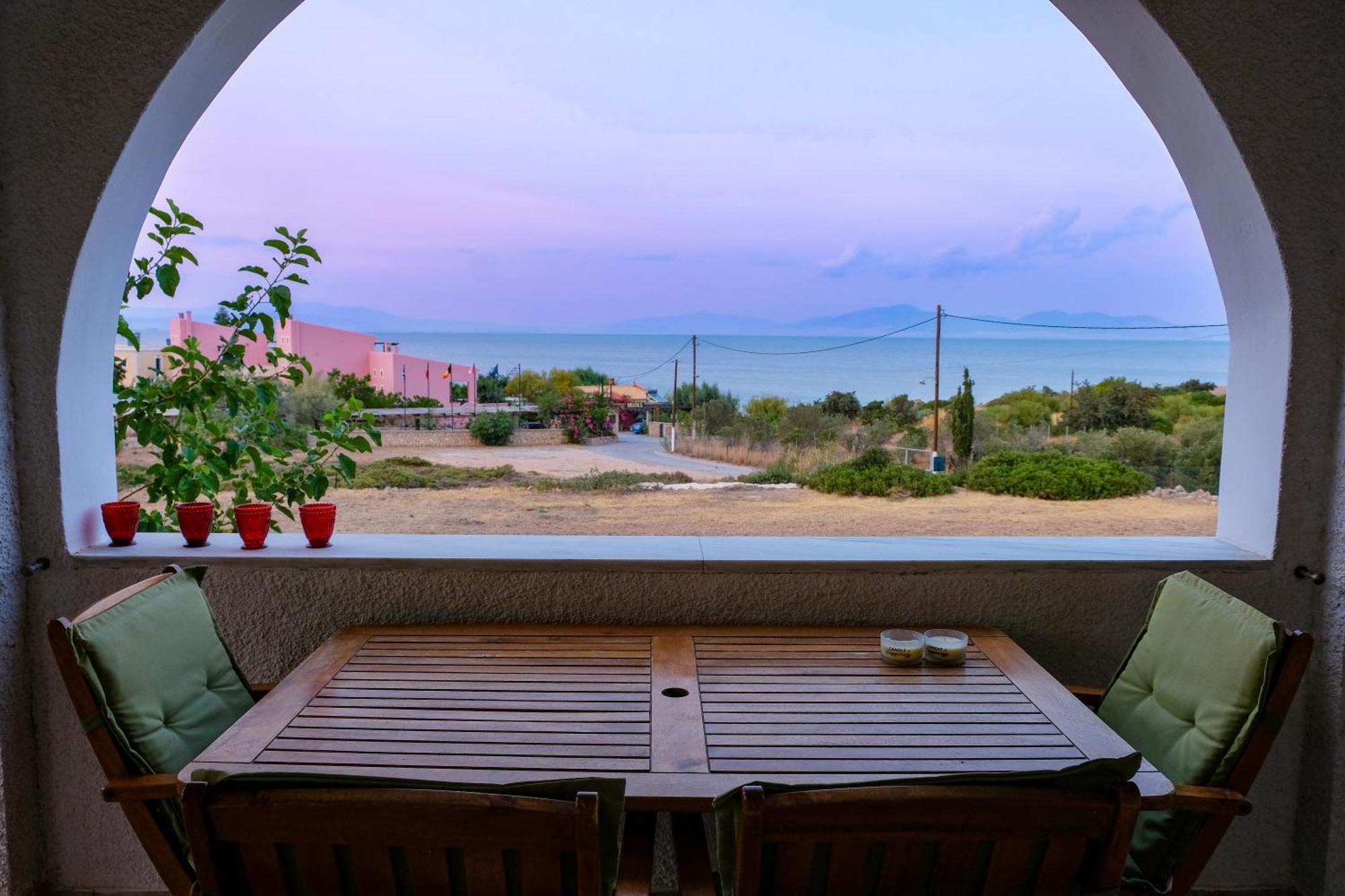 Spacious House With Seaview And Garden *